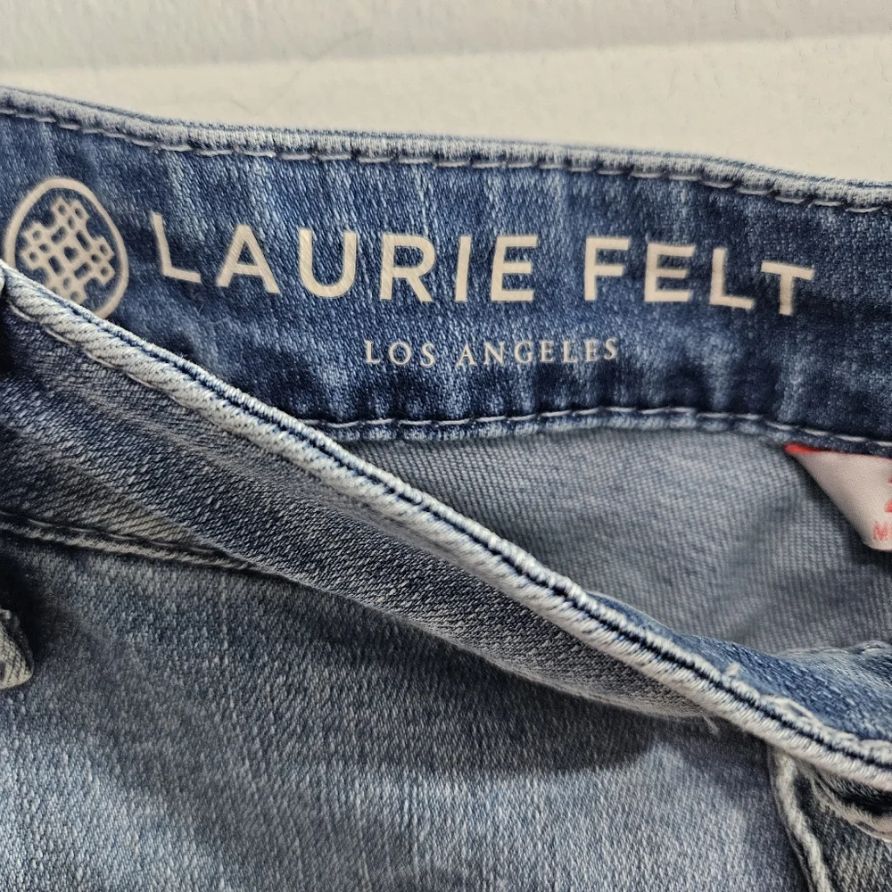 Laurie Felt Los Angeles Daisy Denim Girlfriend Jeans Plus Size 20W